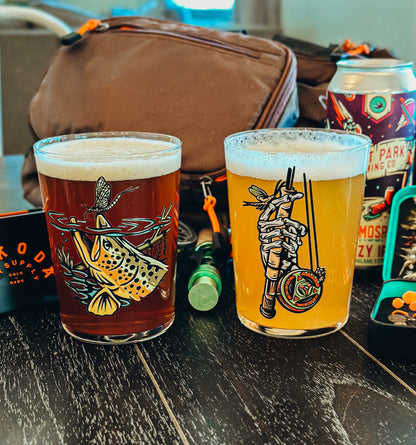 FLY FISHING PINT GLASS DUO (Set of 2)