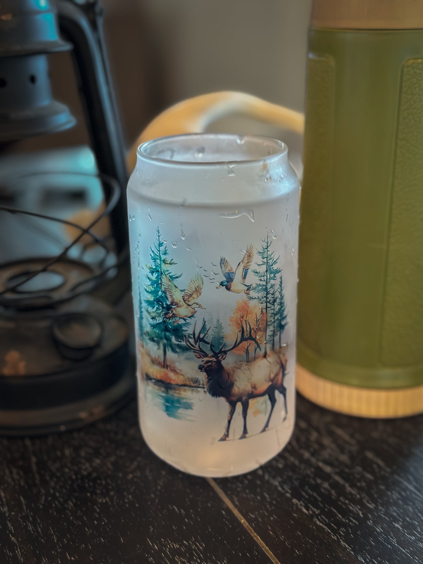 ELK & DUCKS FROSTED BEER CAN GLASS